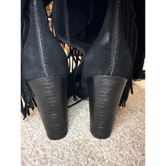 Dolce Vita Black Izie Fringe Pointed Toe High Shaft High-heel Suede Boots, 8 - Picture 9 of 12
